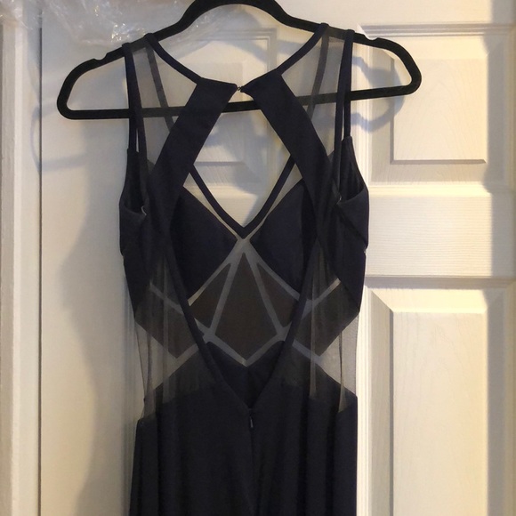La femme navy prom gown - Picture 2 of 3